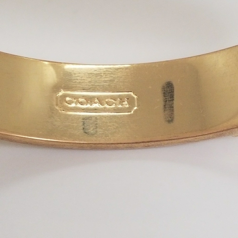 Brackets - Picture 3 of 3